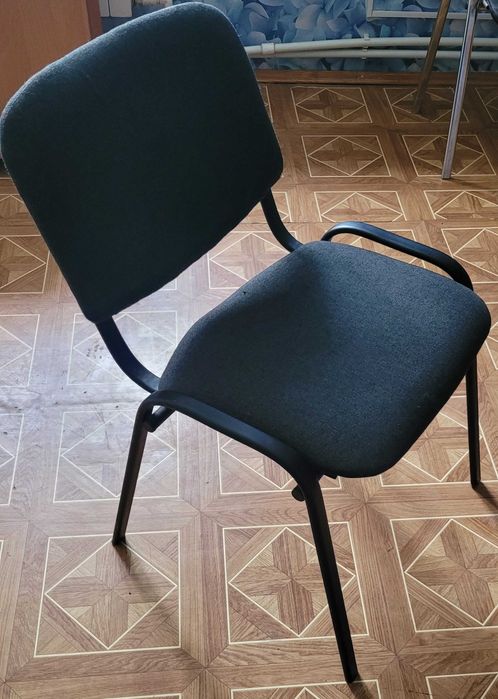 стул на металлокаркасе