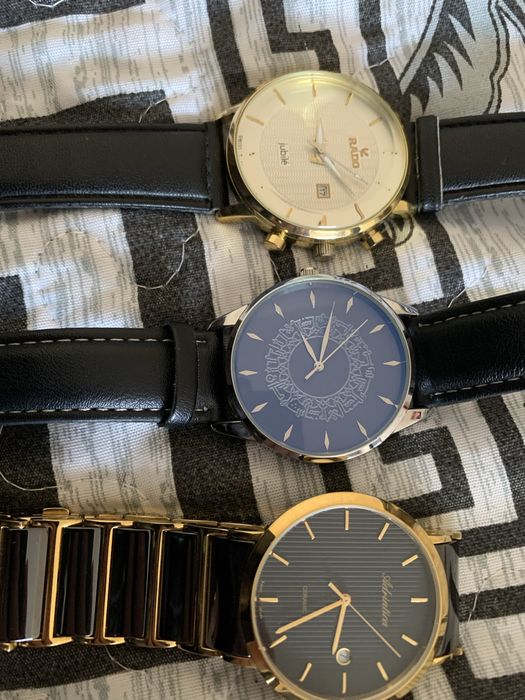 часы буу в хорошем состояни один остальные две в бонус