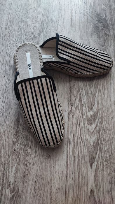 Чехли ZARA -текстил