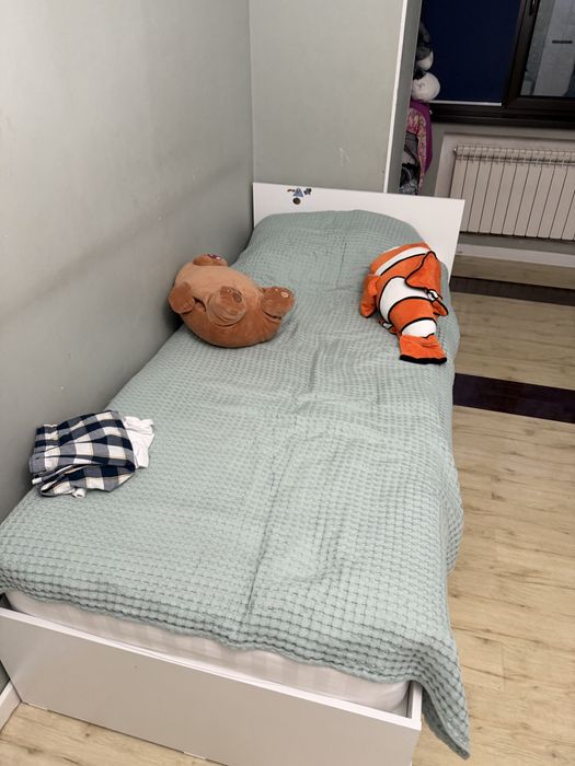 Шкаф и 2 кровати подрастковый