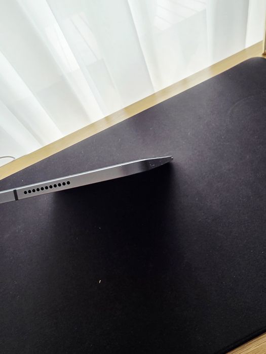 Ipad Pro 12.9 M1, Wifi + Celular, Tastatură + Husa + Pix
