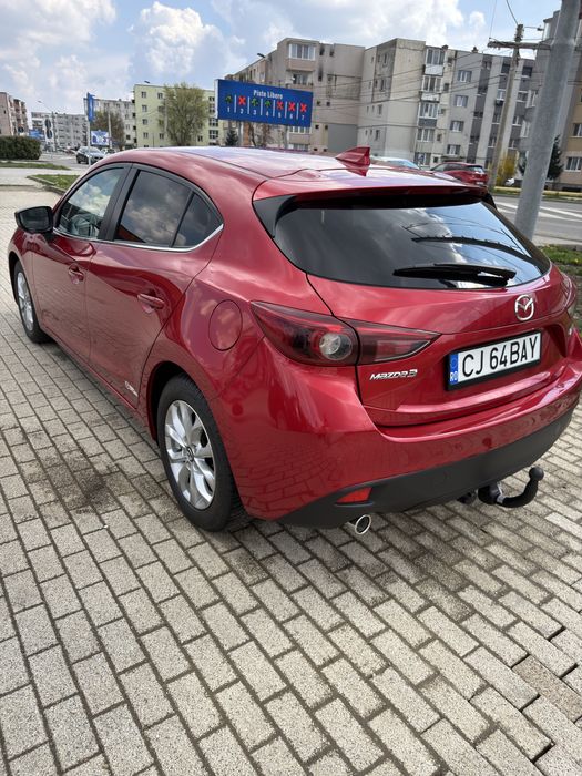 Mazda 3 Top Revolution