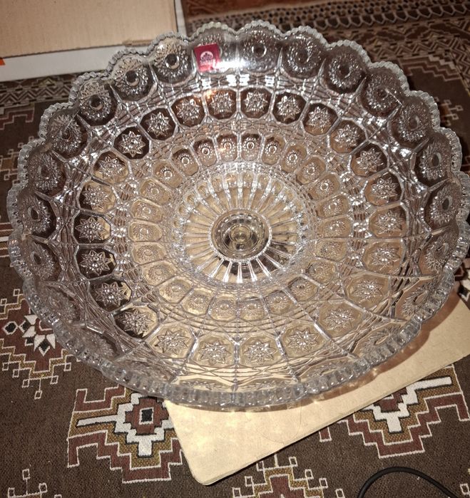 Фруктовница, тарелки для торта