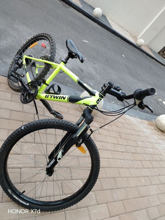 Vând  bicicleta copii