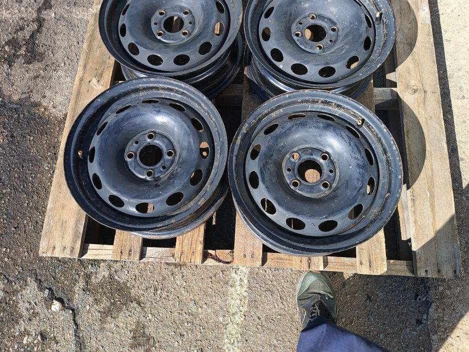 14 цола 4 х 98 мм ФИАТ/ Форд - 5,5 инча / ЕТ 35