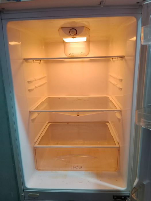 Холодильник продам