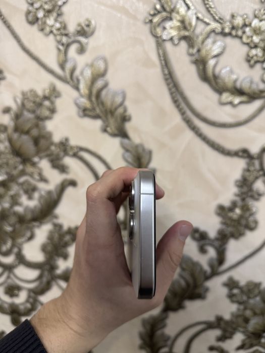 Iphone 15pro xolati ideal