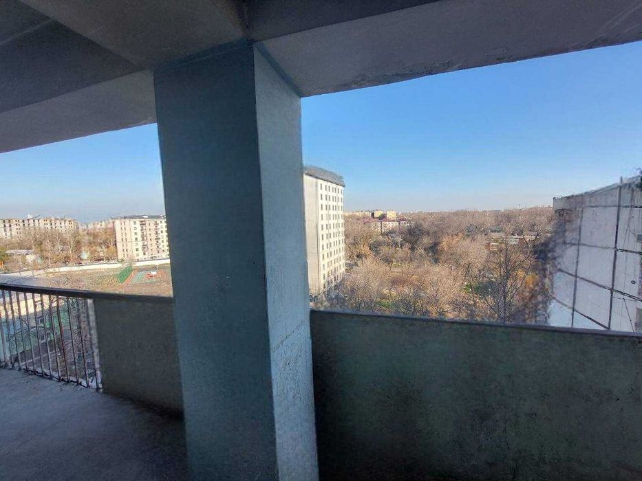 Продается квартира. Чиланзар 23 квартал 130м2 5/9/9