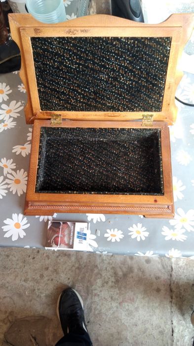 Шкатулка для украшений.