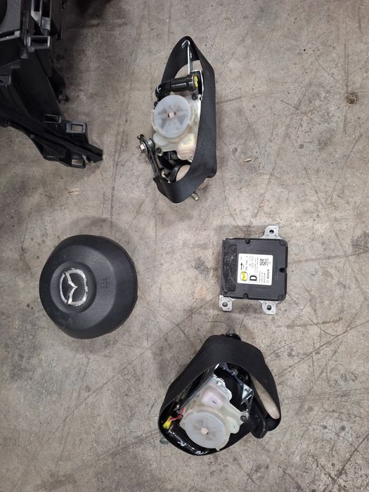 Арматурно табло Mazda 2 / Мазда 2 2016г.