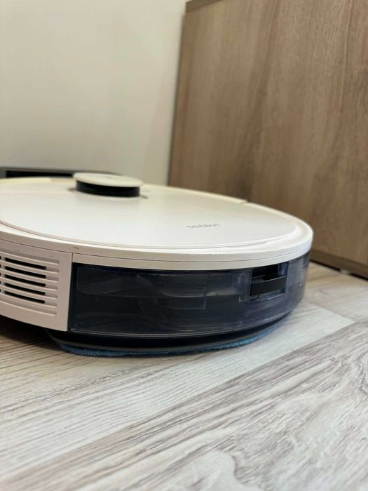 Прахосмукачка робот Deebot