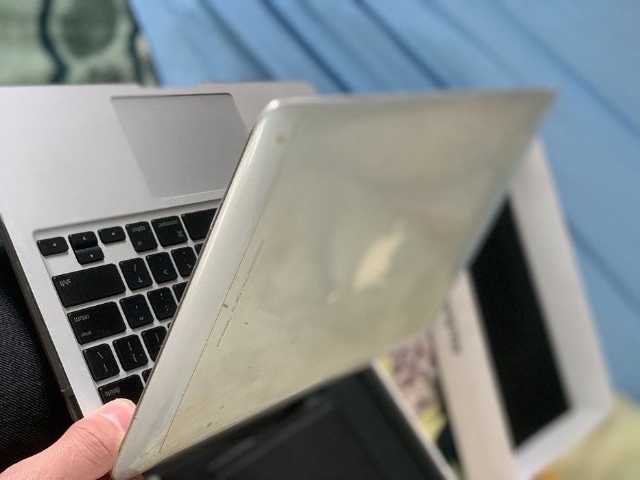 Macbook air в отличном состоянии