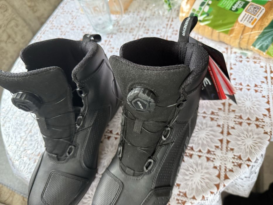 Мото боти MODEKA