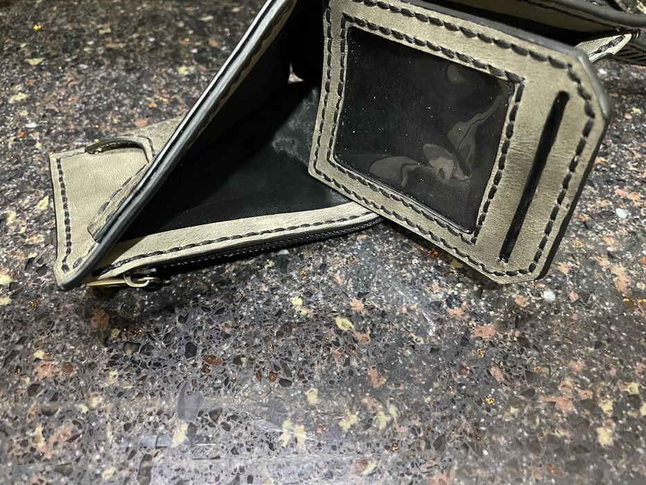 Кожанный бифолд, ручная работа.