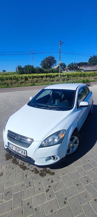 Kia Pro Ceed 1.6 Diesel 2011 – FULL OK, PREȚ MIC!