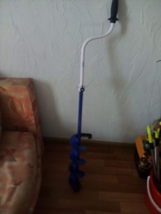 Продам бур хелиус в отличном состоянии