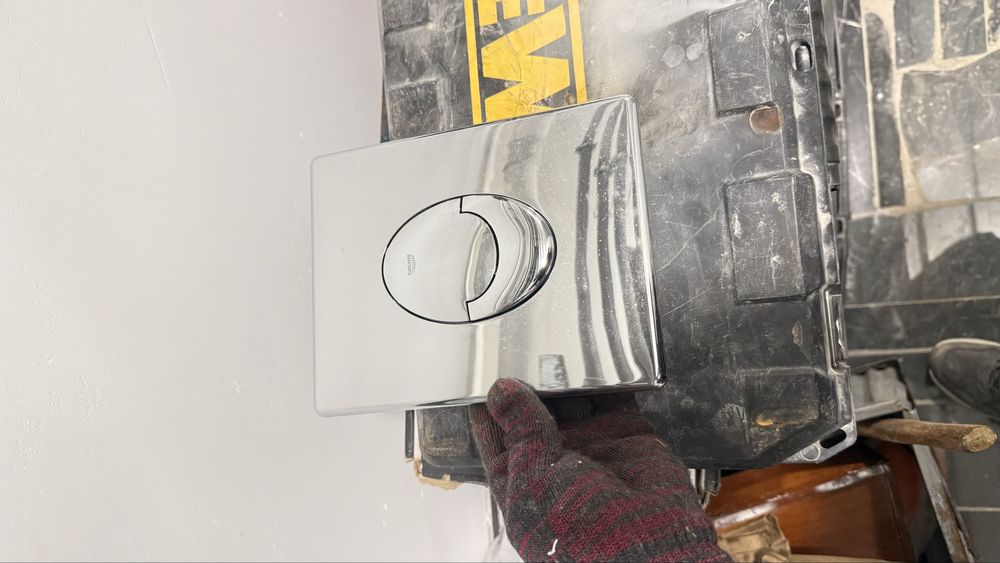 Продам кнопоки для инсталяции Grohe