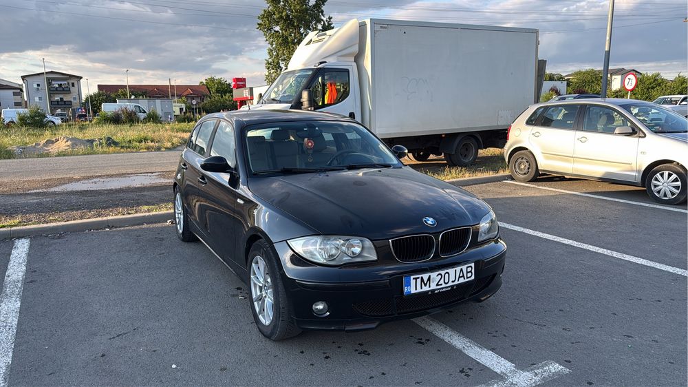 Vand BMW Seria 1 120D 2005 163CP cu probleme la motor