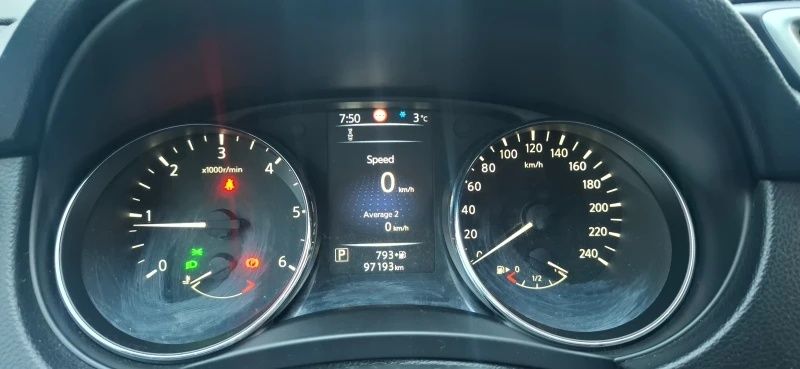 Nissan Qashqai 1.6 diesel,  автомат