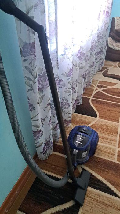 Пылесос самсунг.