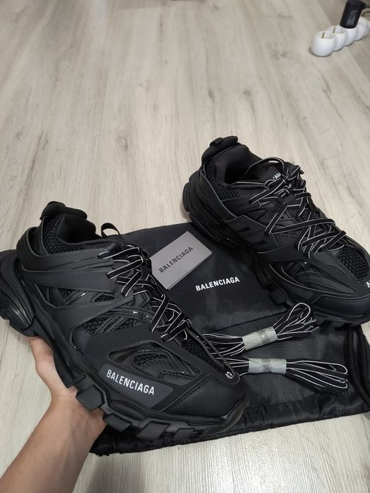 Balenciaga track black 43