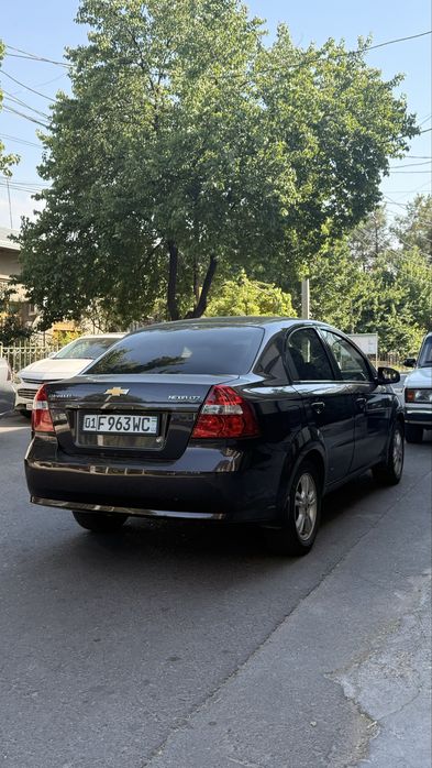 Neksiya 3 avtomat sotiladi