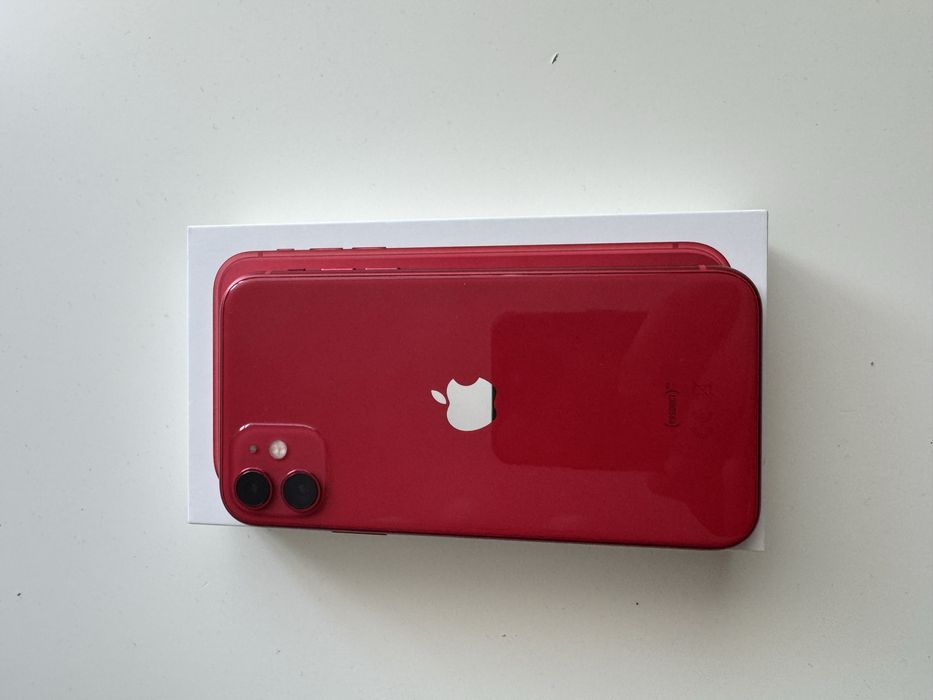 Vând iphone 11