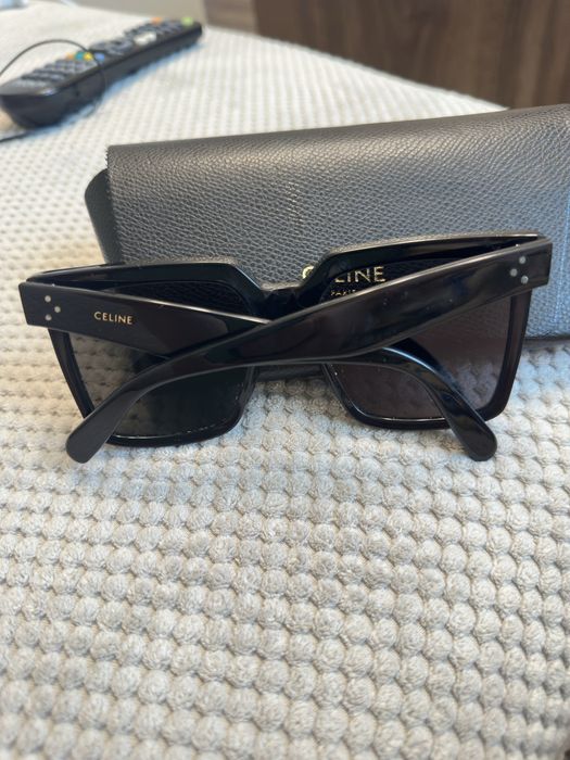 Слънчеви очила черно и златно