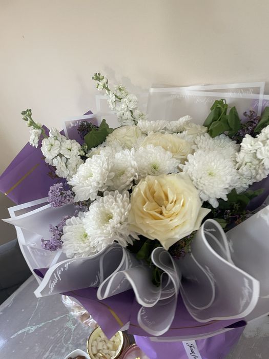 Цветы срочно свежие