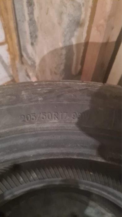 Продаются 3 летние шины