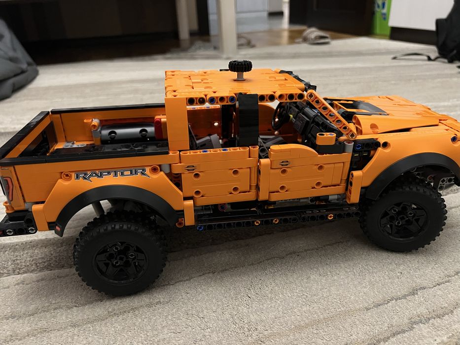 Продам Lego Technic