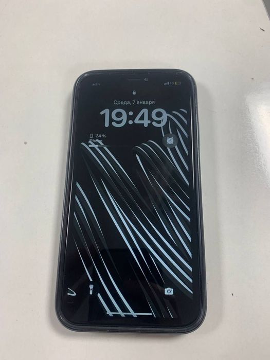 Продам айфон хр 128