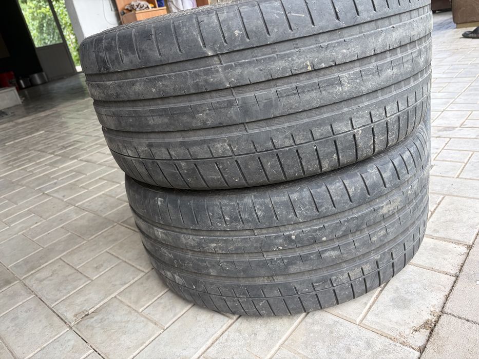 Шины 255.35r20 комплект