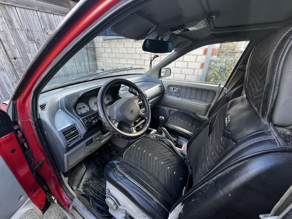 Продам автомобиль Mitsubishi Space Runner