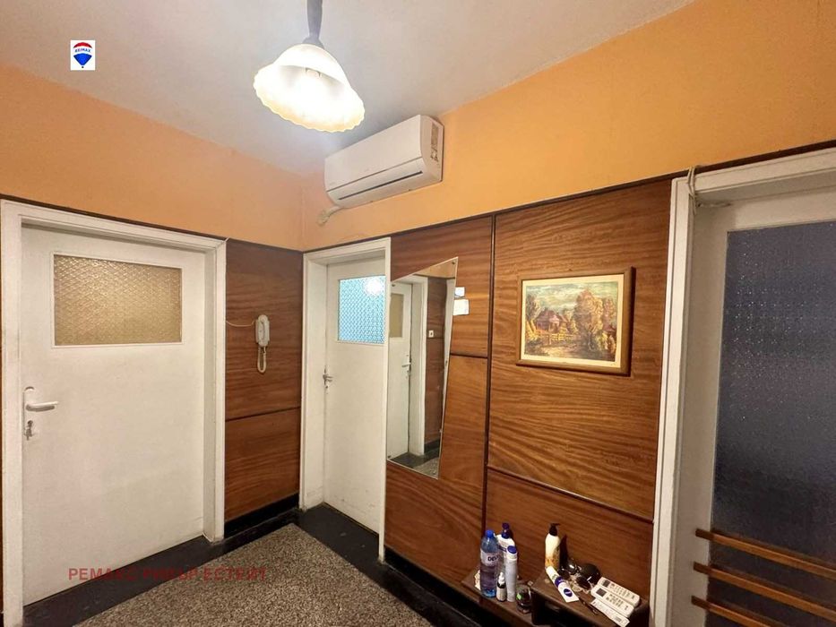 Тристаен апартамент за продажба Алеи Възраждане