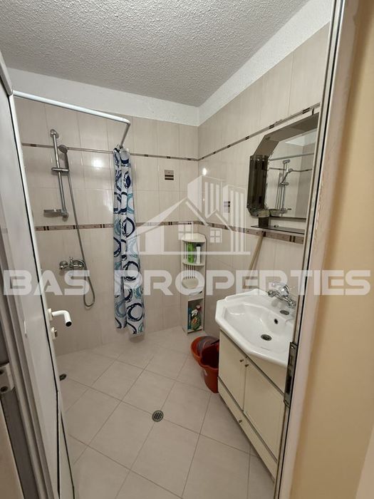 Дава се под наем Двустаен апартамент в София, Център - 60 кв.м за 700 € - Снимка #5