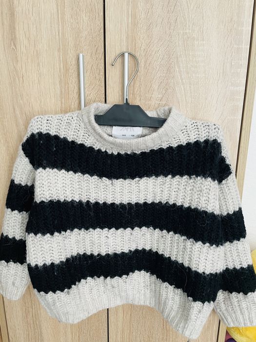 Меко пуловерче на Zara