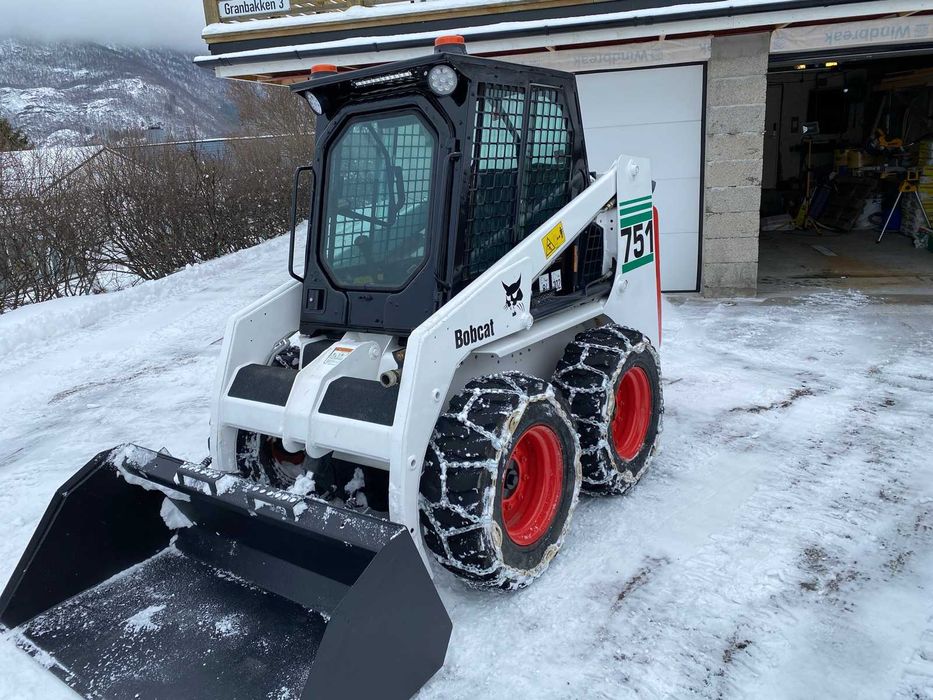 Мини челен товарач Bobcat 751