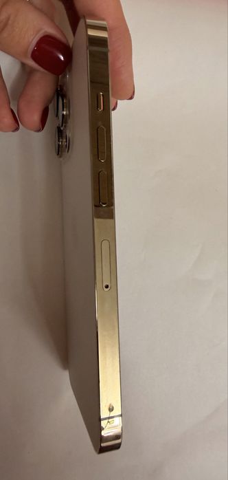 iPhone 13 Pro 128GB Gold – stare foarte bună, deblochat + sticlă protecție nouă