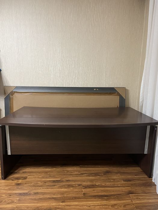 Офисный стол 180x80