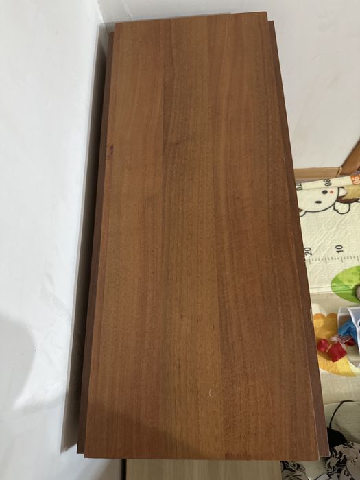 Стол в хорошем состоянии ножки целые