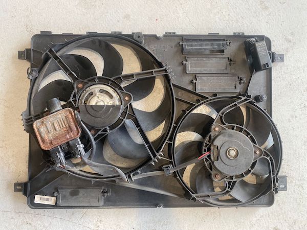 Ventilator radiator Volvo XC60 2009-2017 31293777 6G91-8C607-ND