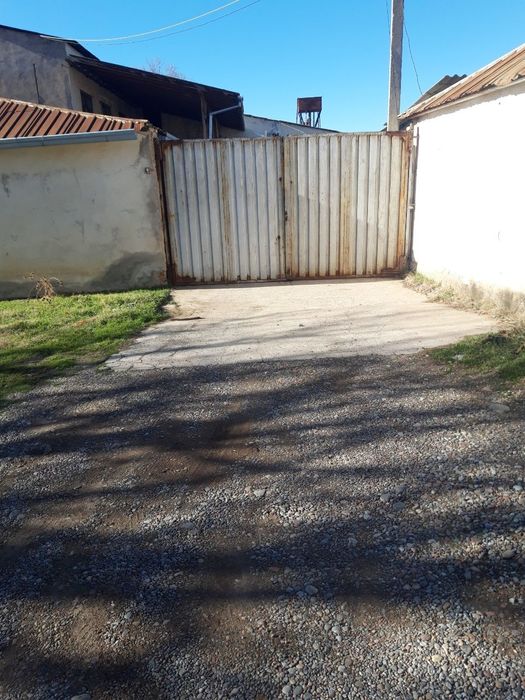Dacha, yer dala hovli, 60 сотих майскийда жойлпшган