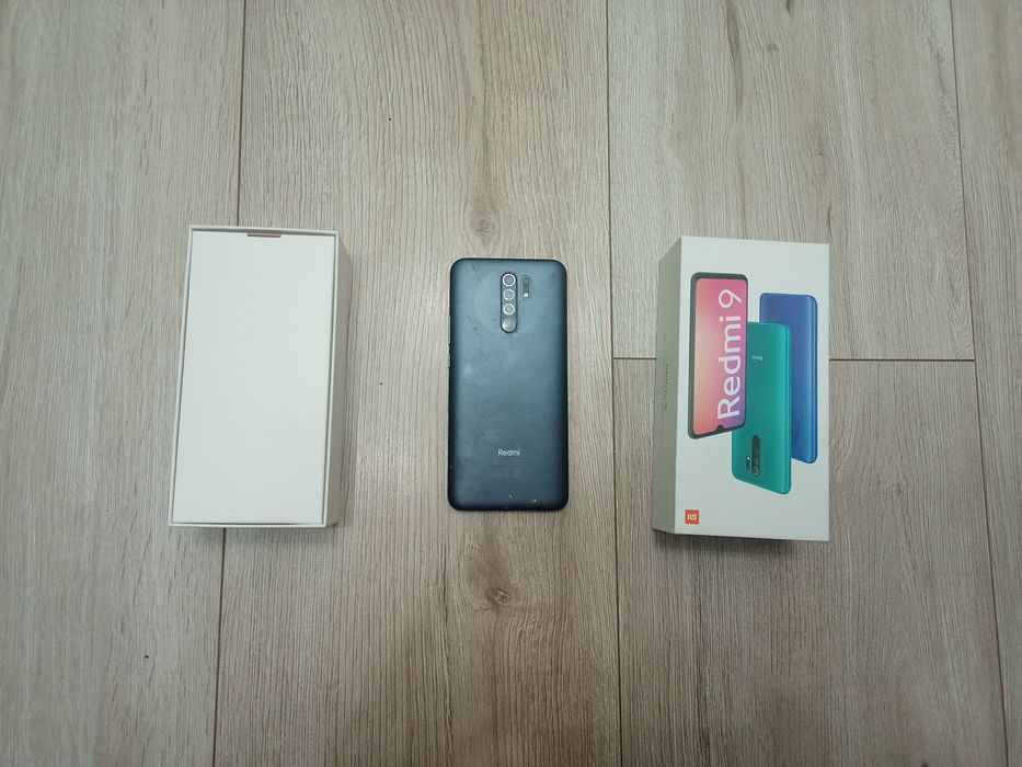 Продам телефон на запчасти redmi 9