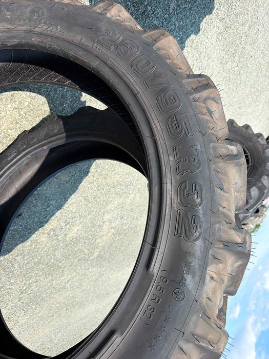 OCAZIE TAURUS Cauciucuri met 230/95r32 9.5r32 indice 128A8 anvelope tractor John Deere Fendt Case IH New Holland Massey Ferguson Deutz-Fahr Valtra