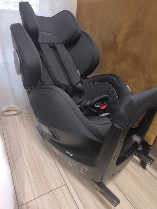 Recaro Salia столче за кола