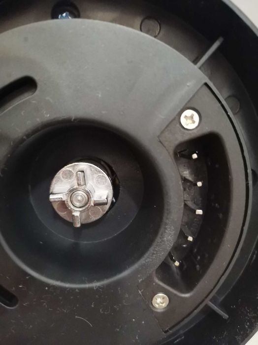 Продавам блендер вакумен Biochef aurora