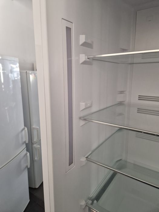 Хладилник с фризер Gram 200 см No frost A++