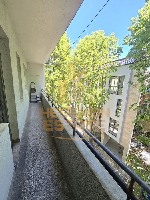 Продава се Двустаен апартамент в Варна, Гръцка махала - 78 кв.м за 1880 €/кв.м - Снимка #10