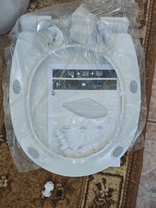 Set WC cu functie bideu si baterie premontata Isvea Sentimenti NEO Clearim, back-to-wall, capac softclose